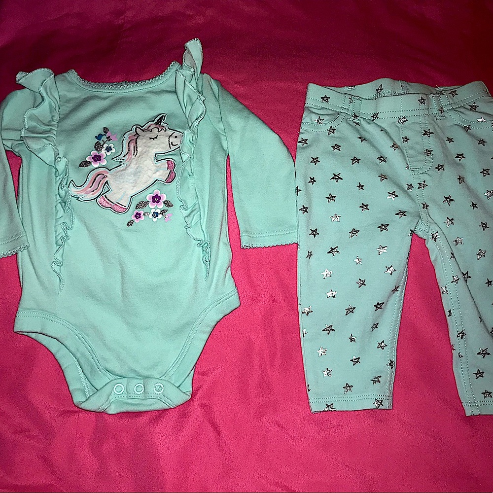 Very Cute Little Girls Long Sleeve Outfit, 2 piece.  Sz. 3-6 Months $6
